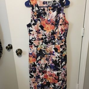 Avon Signature Collection Spring Panel Dress